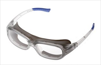 専用フレームにガスケット式防塵アタッチメントを装着した場合の度付き保護メガネ